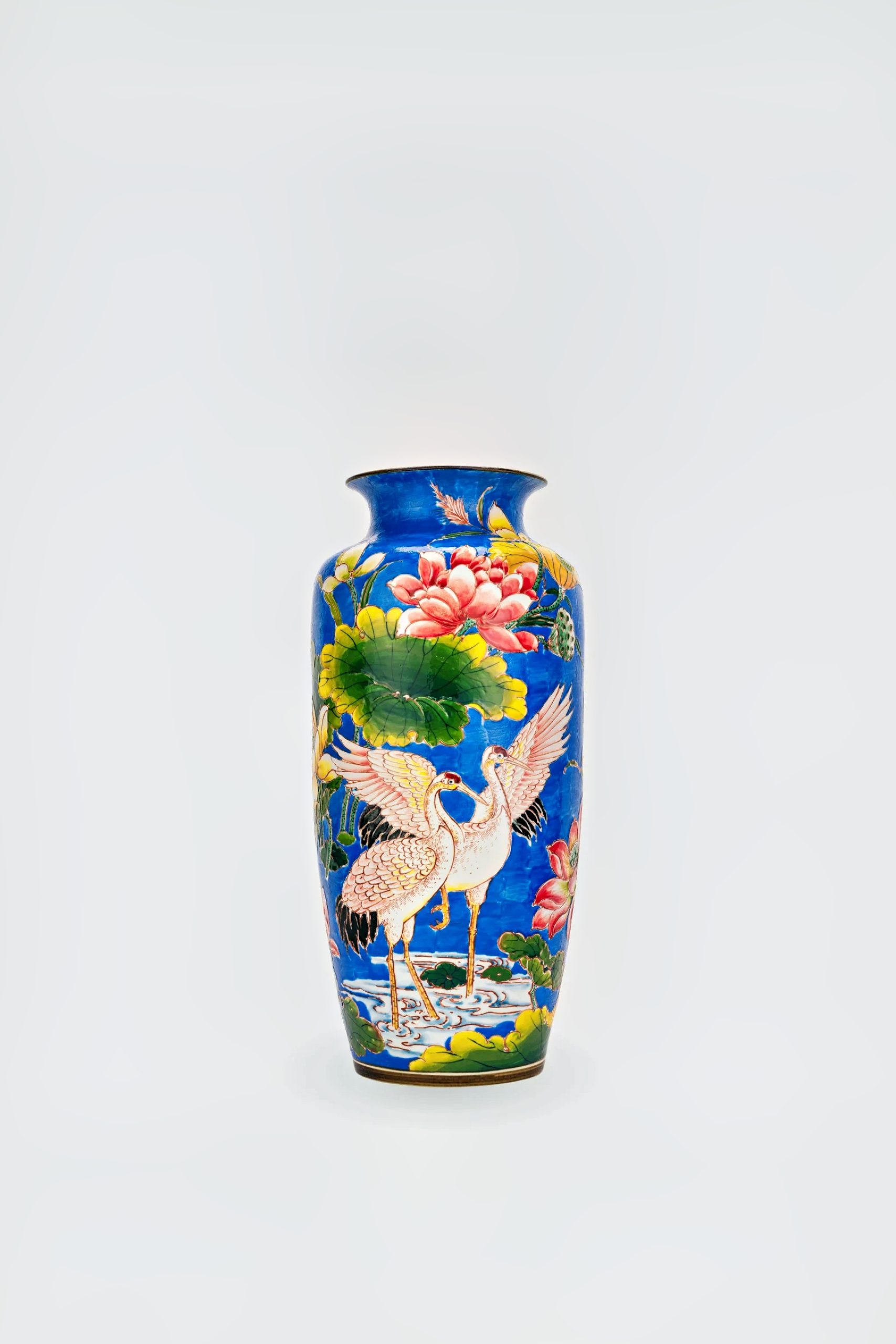 Ceramic vase_White Background_Perfectly Clear_Old Version